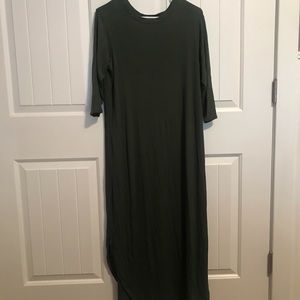 Caralese round neck 3/4 sleeve XL maxi dress green
